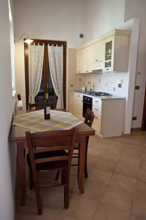 Residence Colle Veroni Mosciano SantʼAngelo Chambre photo