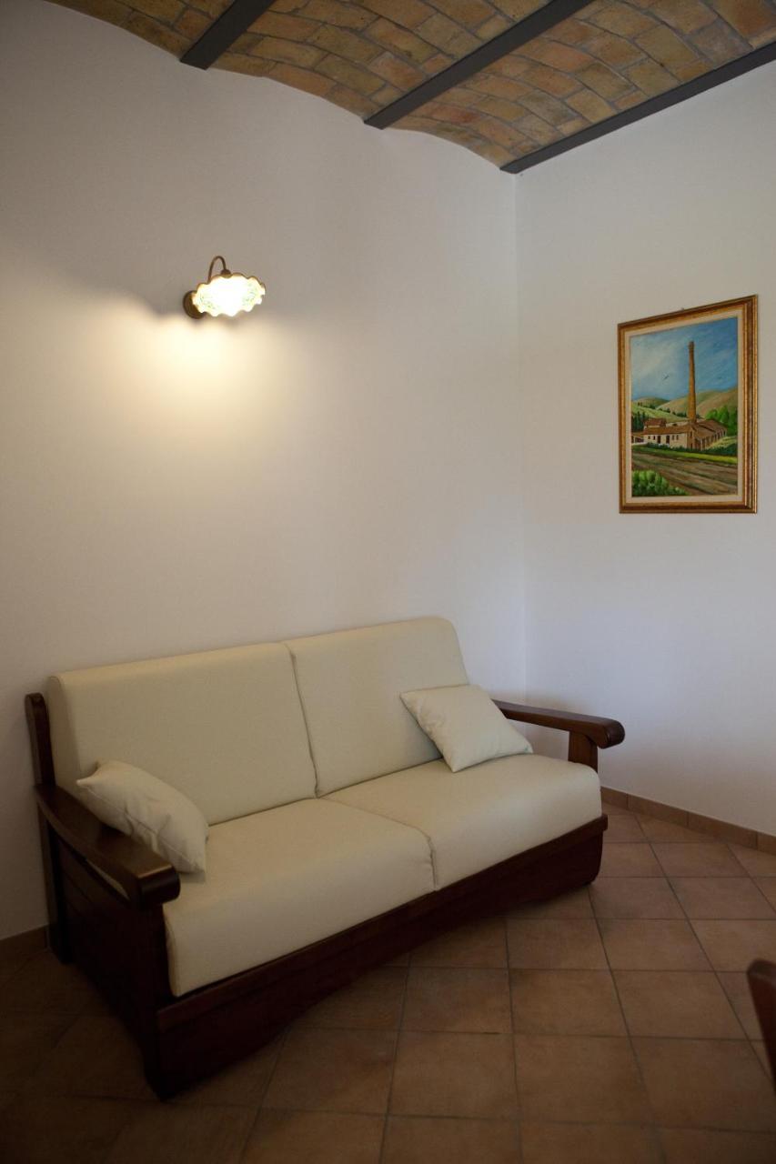 Residence Colle Veroni Mosciano SantʼAngelo Extérieur photo