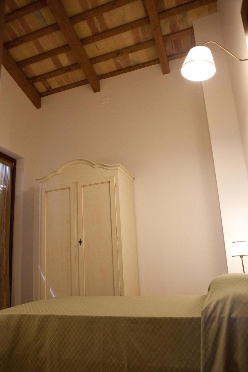 Residence Colle Veroni Mosciano SantʼAngelo Extérieur photo