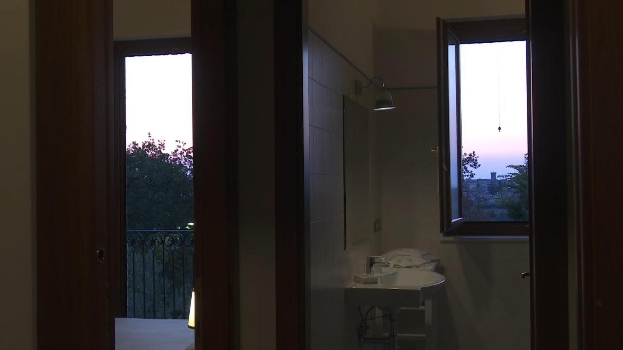 Residence Colle Veroni Mosciano SantʼAngelo Extérieur photo