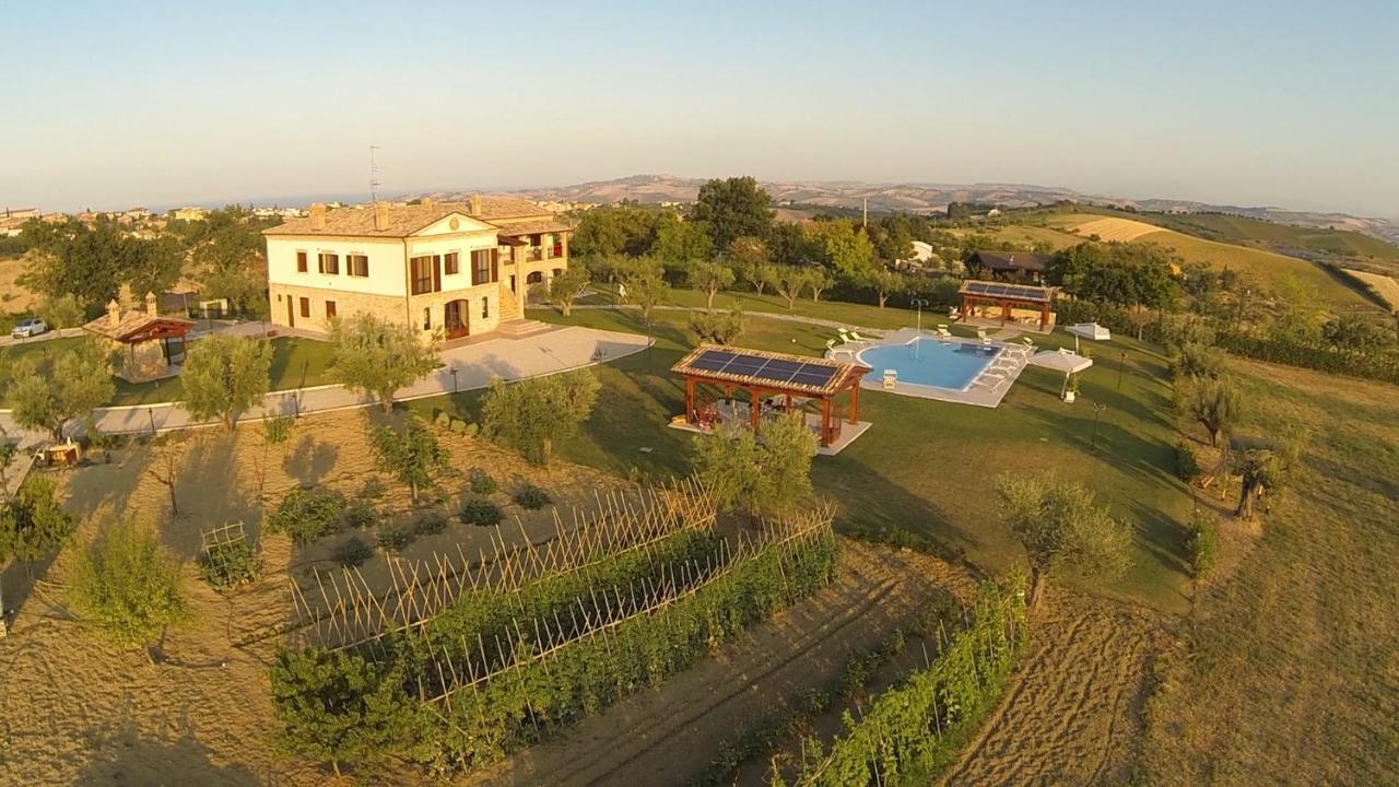 Residence Colle Veroni Mosciano SantʼAngelo Extérieur photo